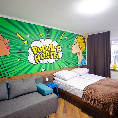 Pop Art Hostel Rynok Sq Lviv Kültér fotó