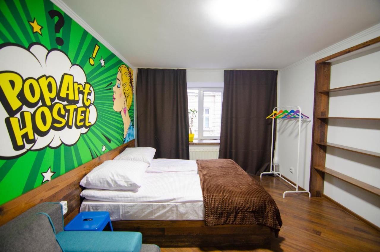 Pop Art Hostel Rynok Sq Lviv Kültér fotó