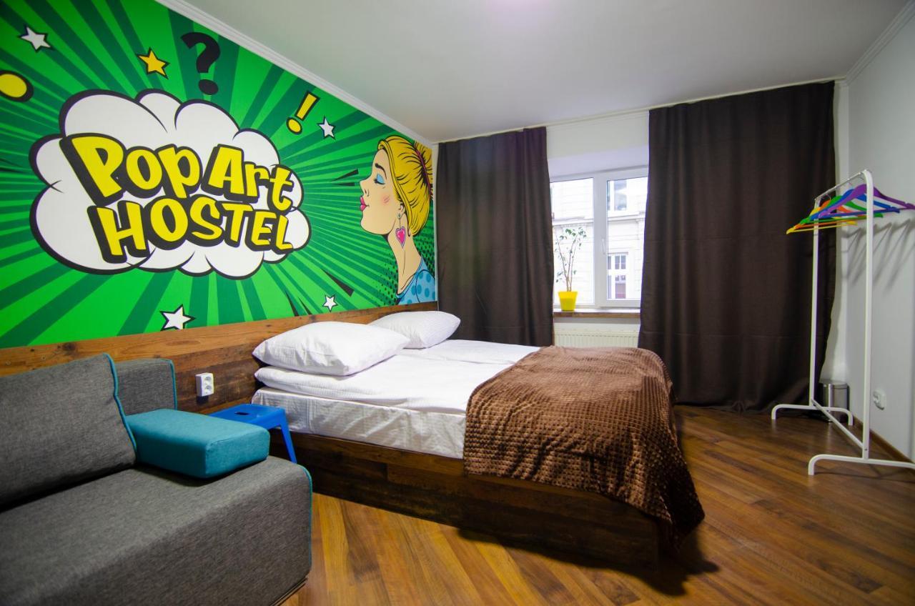 Pop Art Hostel Rynok Sq Lviv Kültér fotó