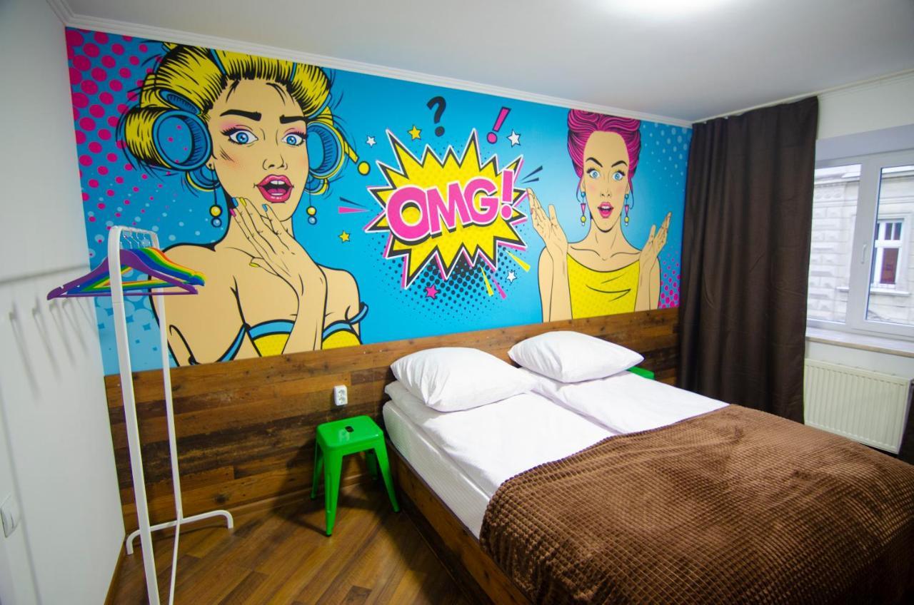 Pop Art Hostel Rynok Sq Lviv Kültér fotó