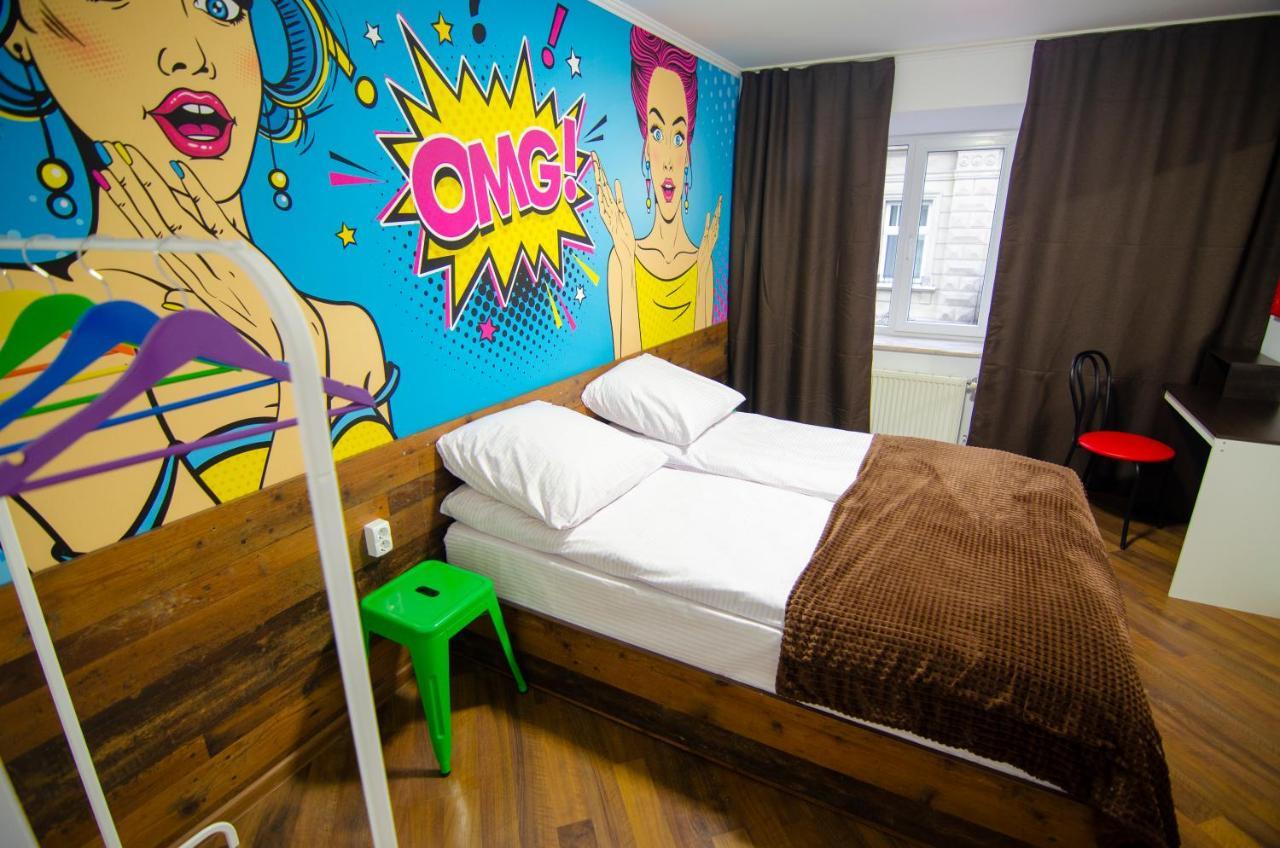 Pop Art Hostel Rynok Sq Lviv Kültér fotó